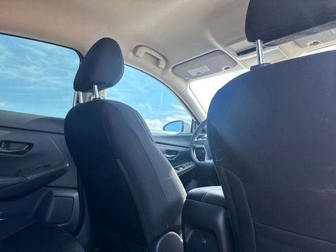Certified 2024 Nissan Sentra SV FWD image 29