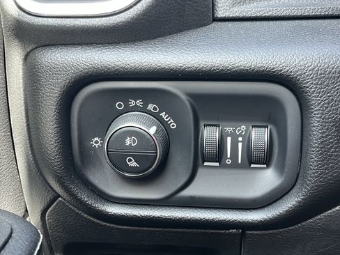 Used 2025 RAM 1500 Laramie w/ Trailer Tow Group AWD/4WD image 11