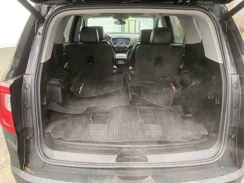 Used 2022 GMC Acadia AT4 w/ Preferred Package image 24