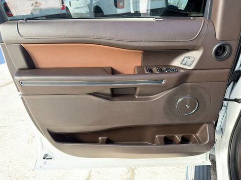 Used 2023 Ford Expedition Max King Ranch image 20