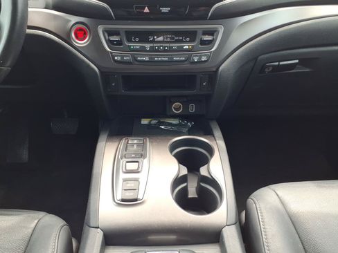 Certified 2021 Honda Pilot Special Edition image 19