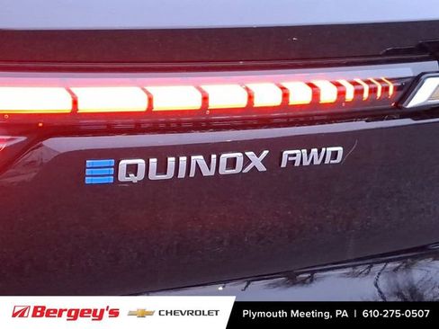 New 2026 Chevrolet Equinox EV LT image 17