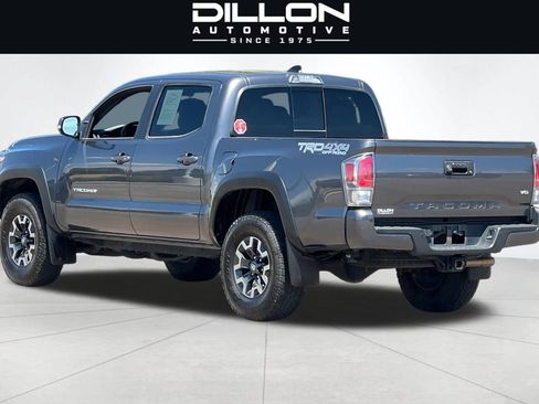 Used 2021 Toyota Tacoma TRD Off-Road w/ TRD Premium Off Road Package AWD/4WD image 6