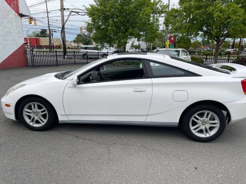 Used 2001 Toyota Celica GT FWD image 8