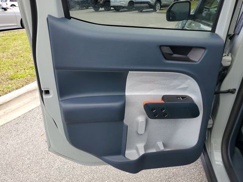 Used 2024 Ford Maverick XLT w/ XLT Luxury Package image 12