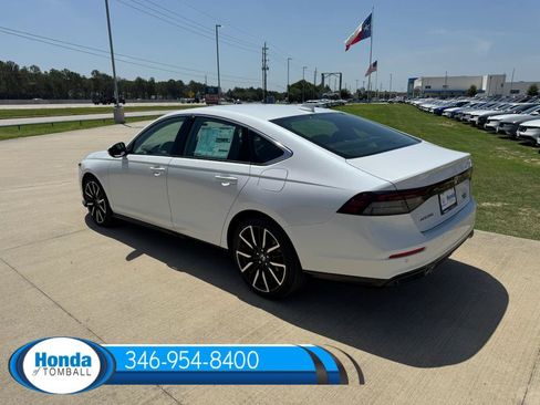 New 2026 Honda Accord Hybrid Touring image 4