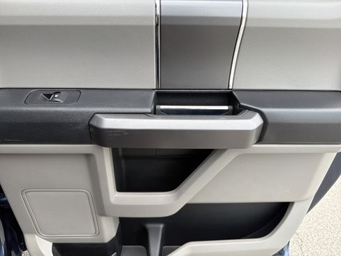 Used 2019 Ford F150 XLT w/ Equipment Group 302A Luxury AWD/4WD image 26