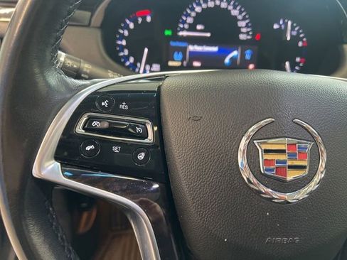 Used 2013 Cadillac XTS Luxury FWD image 27
