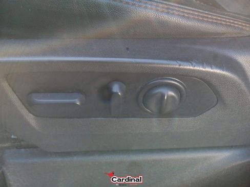 Used 2022 GMC Sierra 2500 AT4 w/ AT4 Premium Plus Package image 18