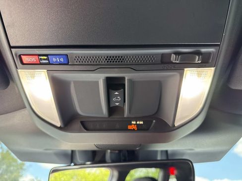Certified 2025 Subaru Forester Limited w/ Protection Package AWD/4WD image 46