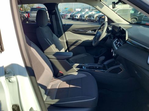 Used 2026 Chevrolet TrailBlazer LT w/ Driver Confidence Package image 25