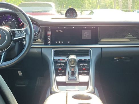 Certified 2018 Porsche Panamera RWD image 22