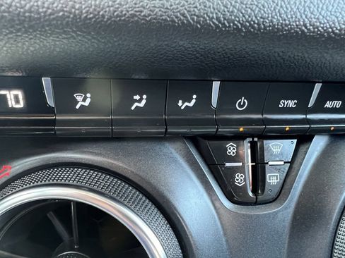 Used 2023 Chevrolet Blazer LT w/ Driver Confidence Package image 40