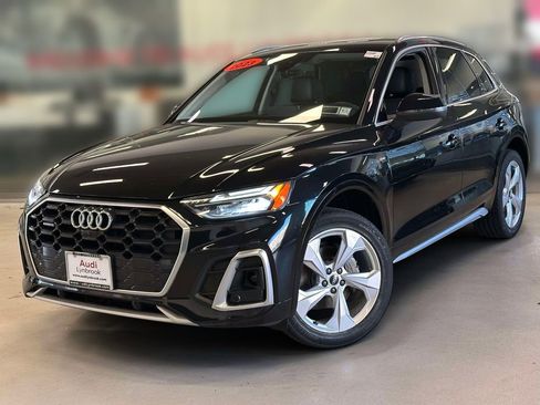 Used 2023 Audi Q5 2.0T Premium Plus w/ Premium Plus Package AWD/4WD image 2