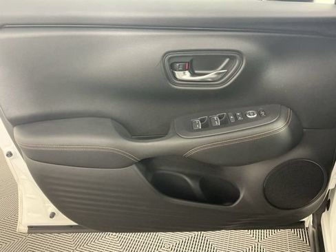 Used 2024 Honda HR-V Sport image 7