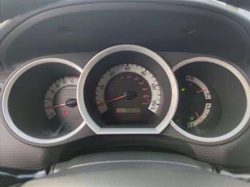 Used 2012 Toyota Tacoma 4x4 Access Cab image 9