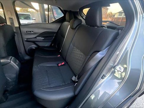 Certified 2024 Nissan Kicks SV image 18