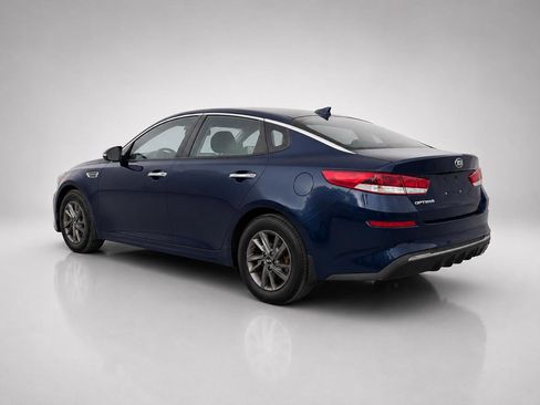 Used 2020 Kia Optima LX FWD image 3