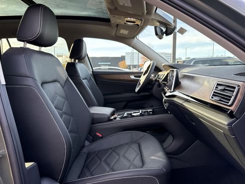 New 2026 Volkswagen Atlas SE image 22