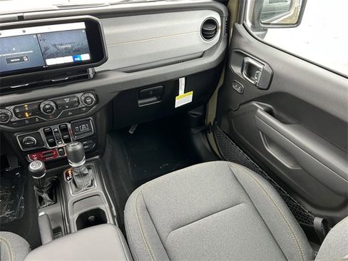 New 2025 Jeep Wrangler Willys image 32