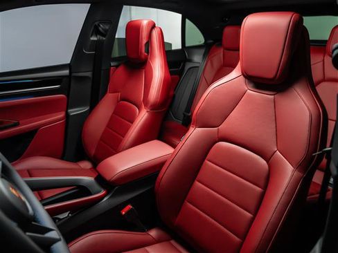 New 2026 Porsche Macan Electric image 5