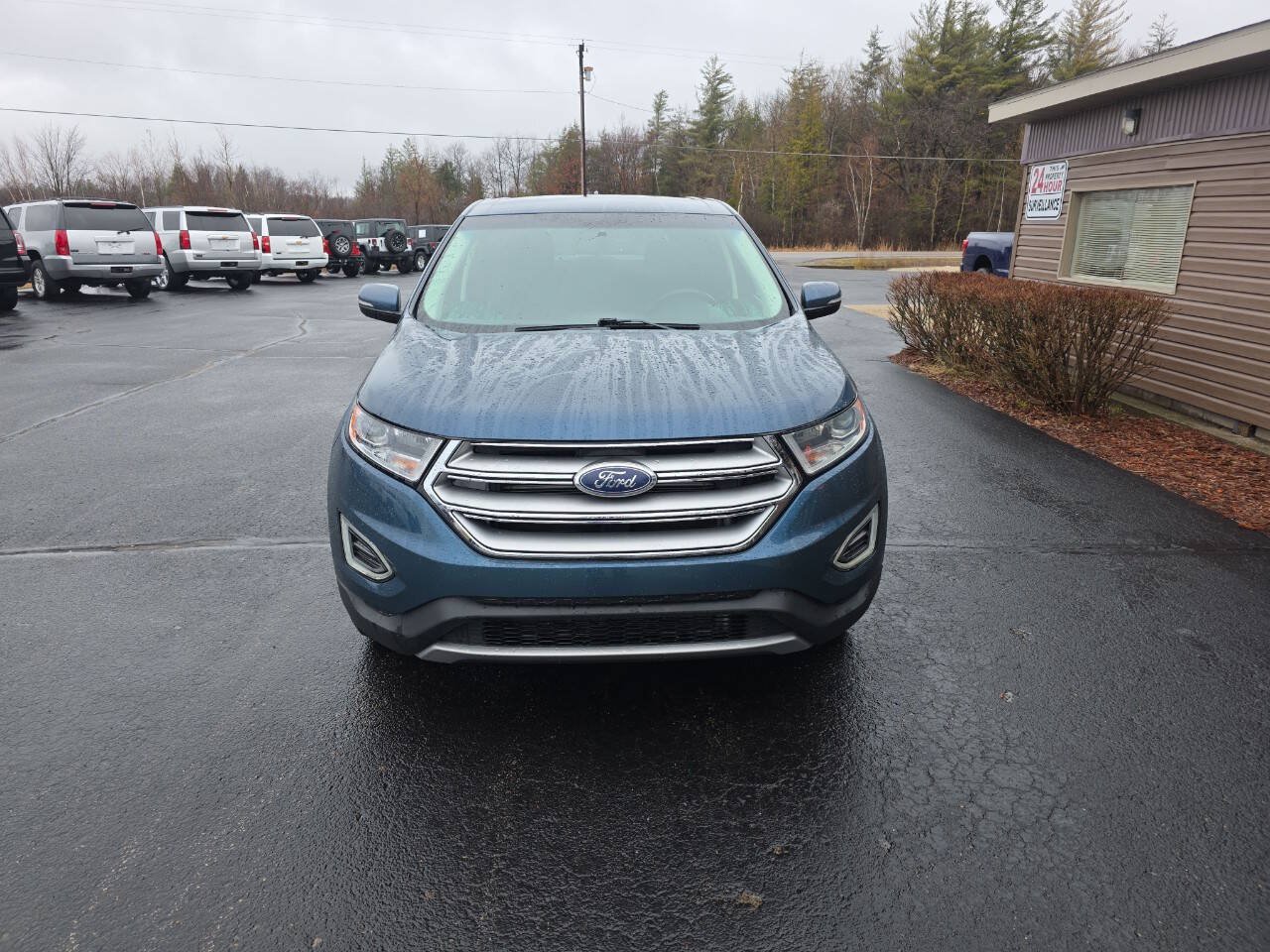 Used 2016 Ford Edge Titanium w/ Equipment Group 301A AWD/4WD image 3