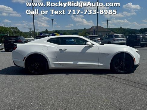Used 2019 Chevrolet Camaro LT RWD image 8