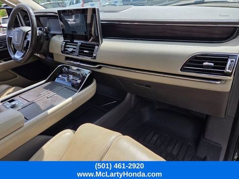 Used 2022 Lincoln Navigator L Reserve AWD/4WD image 18
