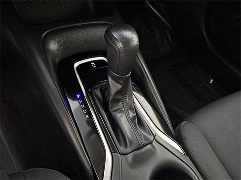 Used 2023 Toyota Corolla LE image 30