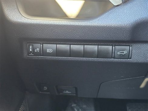 Certified 2025 Toyota RAV4 XLE image 27