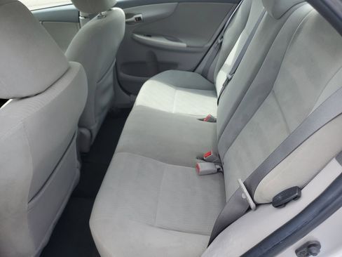 Used 2010 Toyota Corolla LE FWD image 13