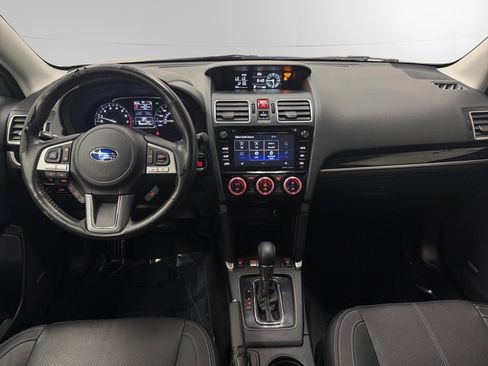 Used 2017 Subaru Forester 2.5i Touring AWD/4WD image 10