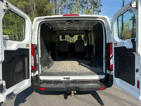 Used 2019 Ford Transit 150 130 Low Roof RWD image 24