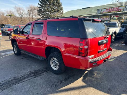 Used 2009 Chevrolet Suburban 2500 LS w/ Skid Plate Package AWD/4WD image 5