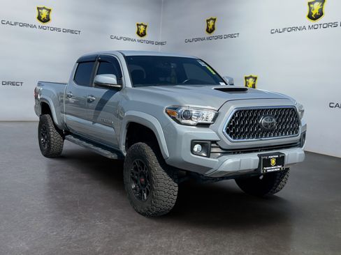 Used 2019 Toyota Tacoma TRD Sport RWD image 7