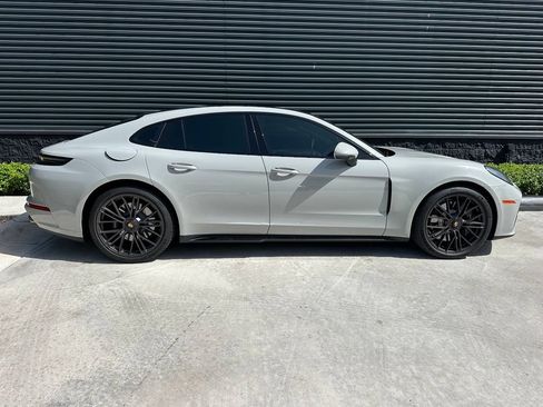 Certified 2026 Porsche Panamera GTS AWD/4WD image 11