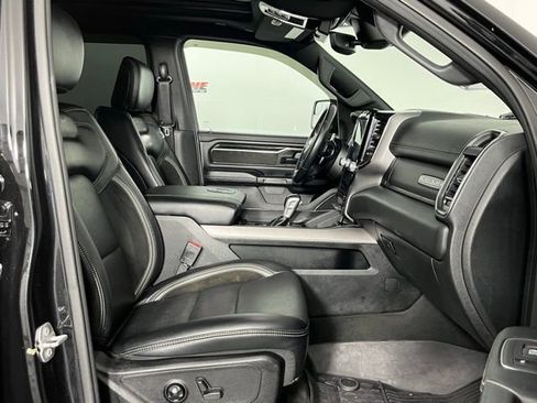 Used 2022 RAM 1500 Laramie image 32