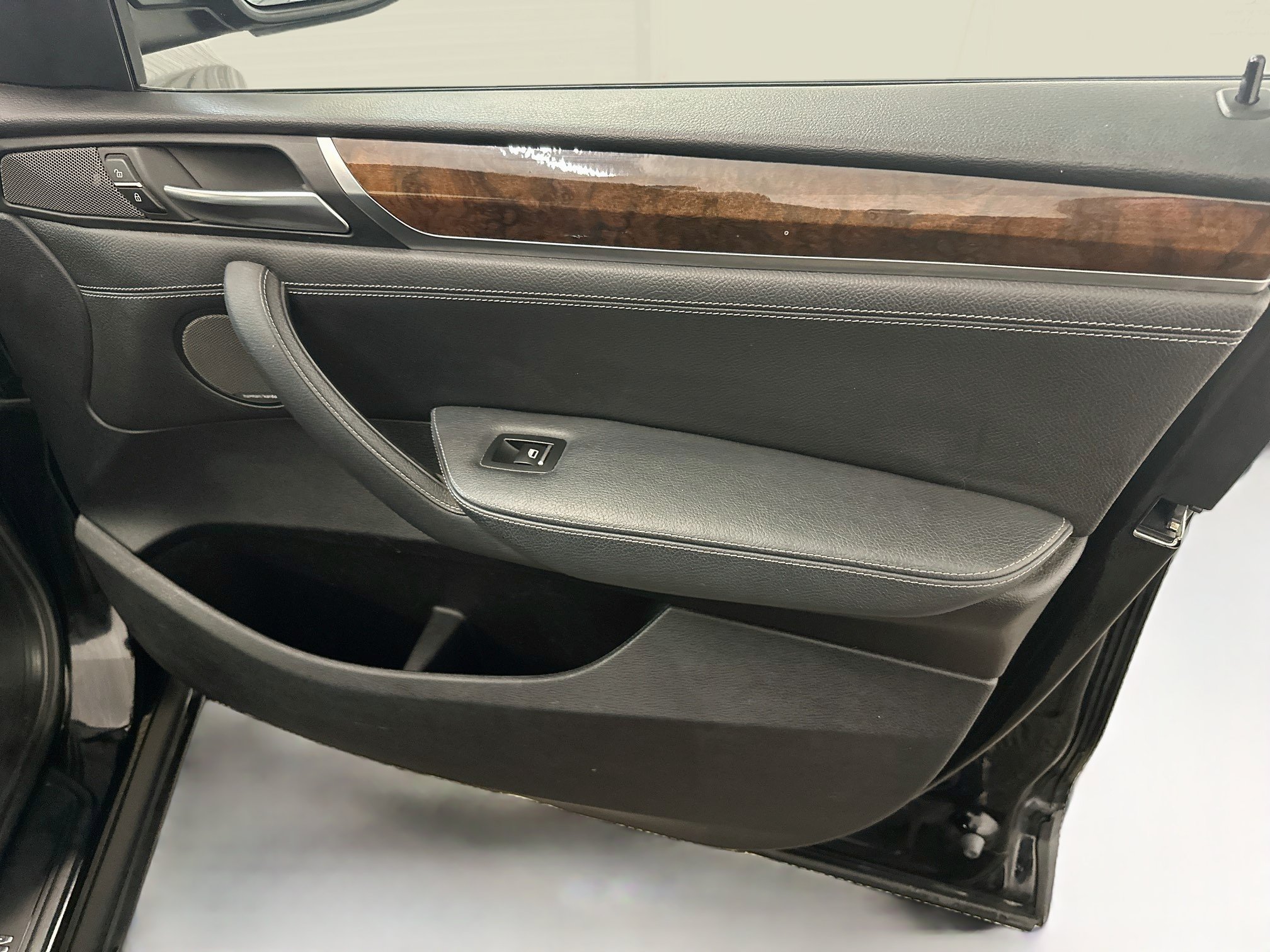 Used 2016 BMW X3 xDrive28d AWD/4WD image 35