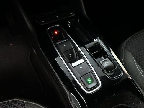 Used 2022 Chevrolet Bolt EUV LT FWD image 18