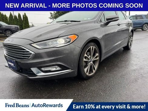 Used 2017 Ford Fusion Titanium AWD/4WD image 3