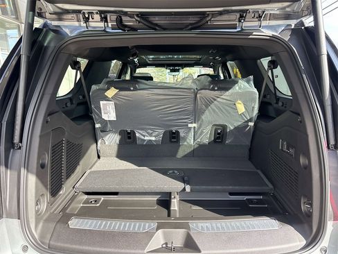 New 2026 GMC Yukon XL AT4 Ultimate image 5