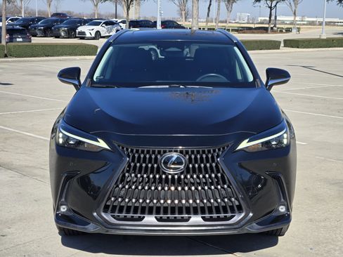 Certified 2023 Lexus NX 250 FWD w/ Premium Package image 11