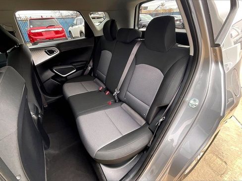 Certified 2022 Kia Soul LX w/ Technology Package image 25