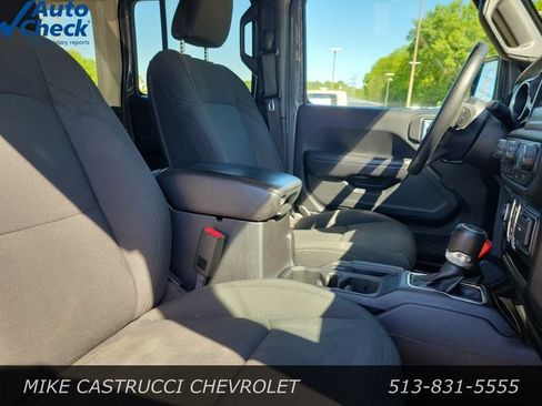 Used 2019 Jeep Wrangler Unlimited Sport S AWD/4WD image 22