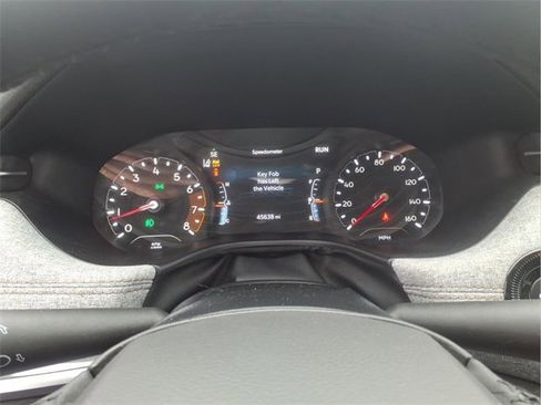 Used 2023 Jeep Compass Latitude w/ Sun and Sound Group image 17