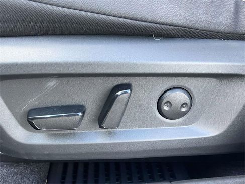 Certified 2024 Nissan Rogue SL w/ SL Premium Package image 30