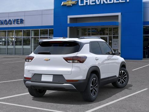 New 2026 Chevrolet TrailBlazer LT w/ LT Cold Weather Package AWD/4WD image 28