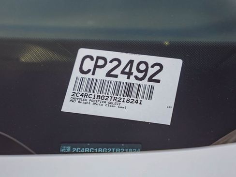 New 2026 Chrysler Pacifica Select w/ S Appearance Package image 29