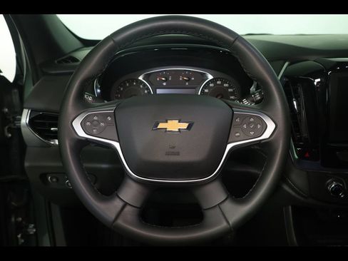 Used 2023 Chevrolet Traverse LT FWD image 24