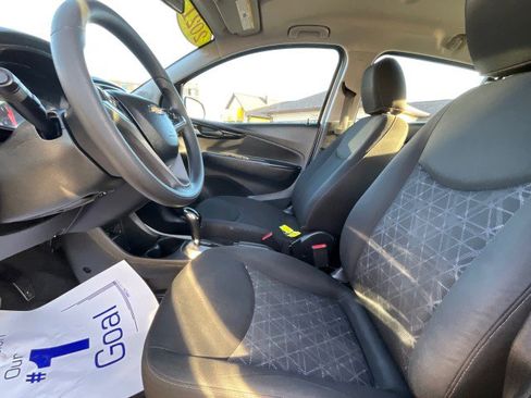 Used 2021 Chevrolet Spark LT image 24